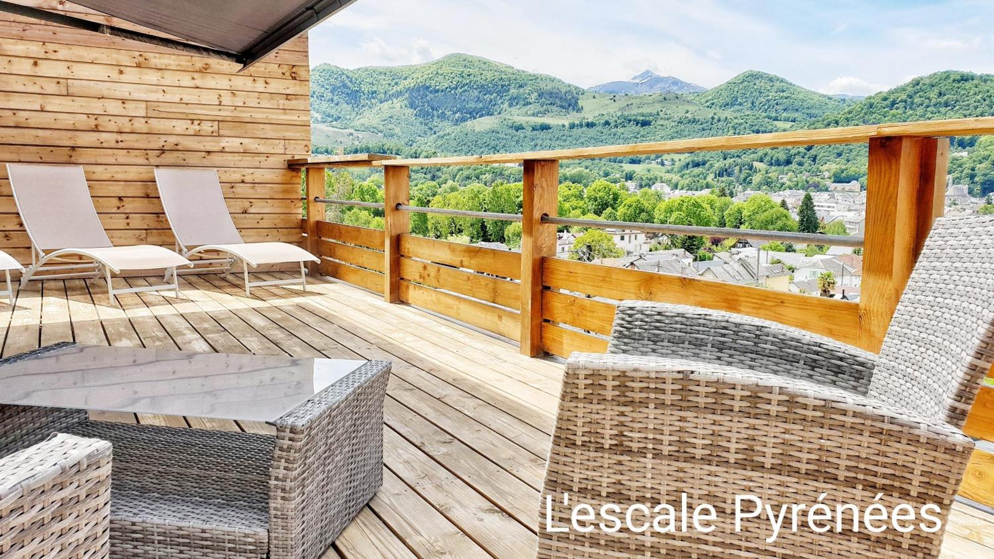 Le Chalet Jacuzzi Et Detente 4 Etoiles Bagneres-de-Bigorre Bagian luar foto